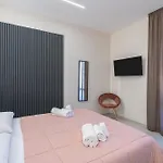 Daire Benazar - Luxury 150m To The Sea