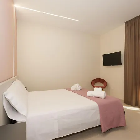 Benazar House Apartment *