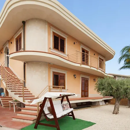 Benazar House * Avola