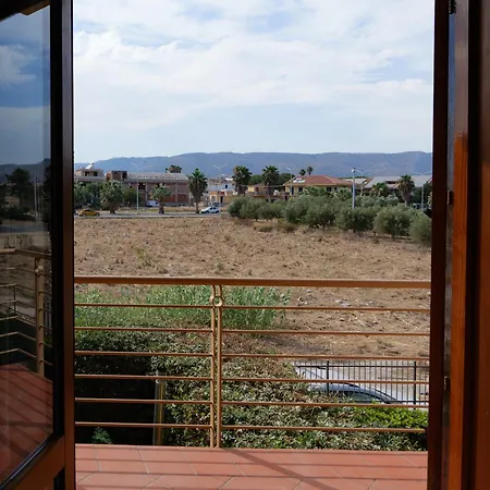 Benazar House Avola